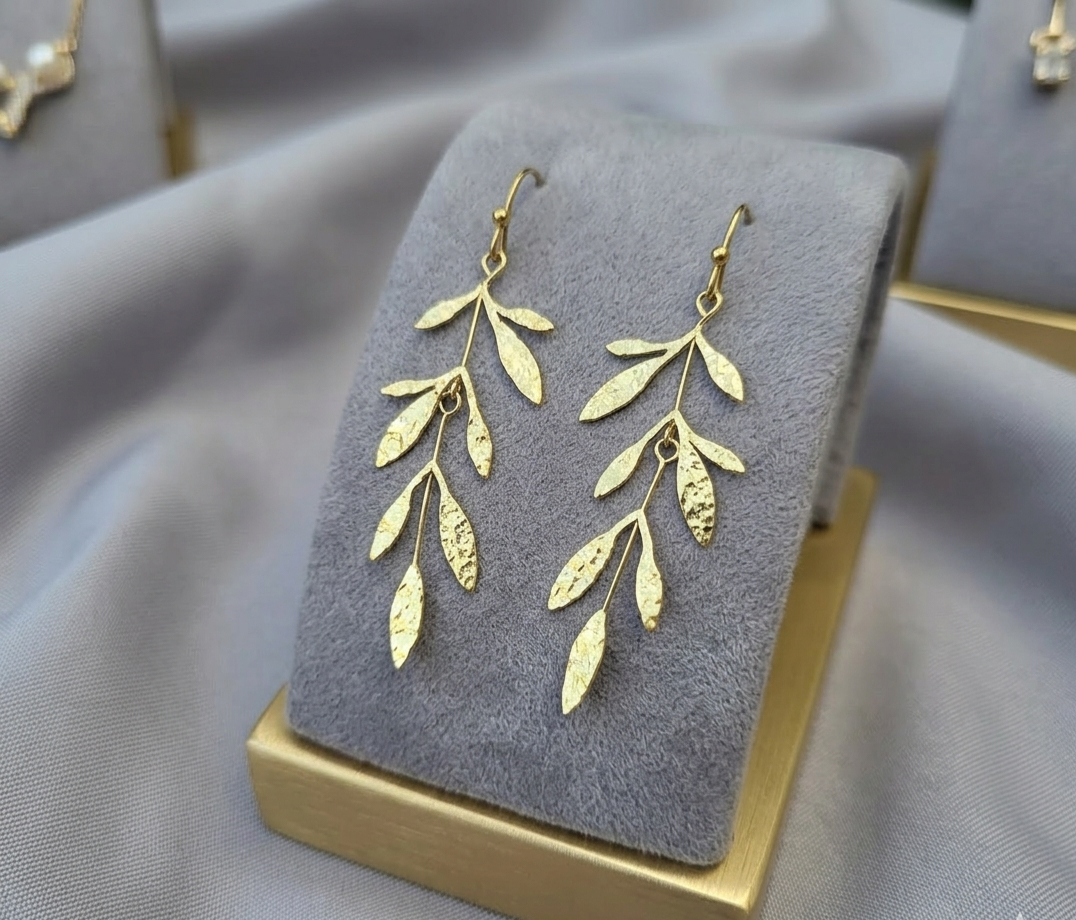 Lam's Breeze Earrings