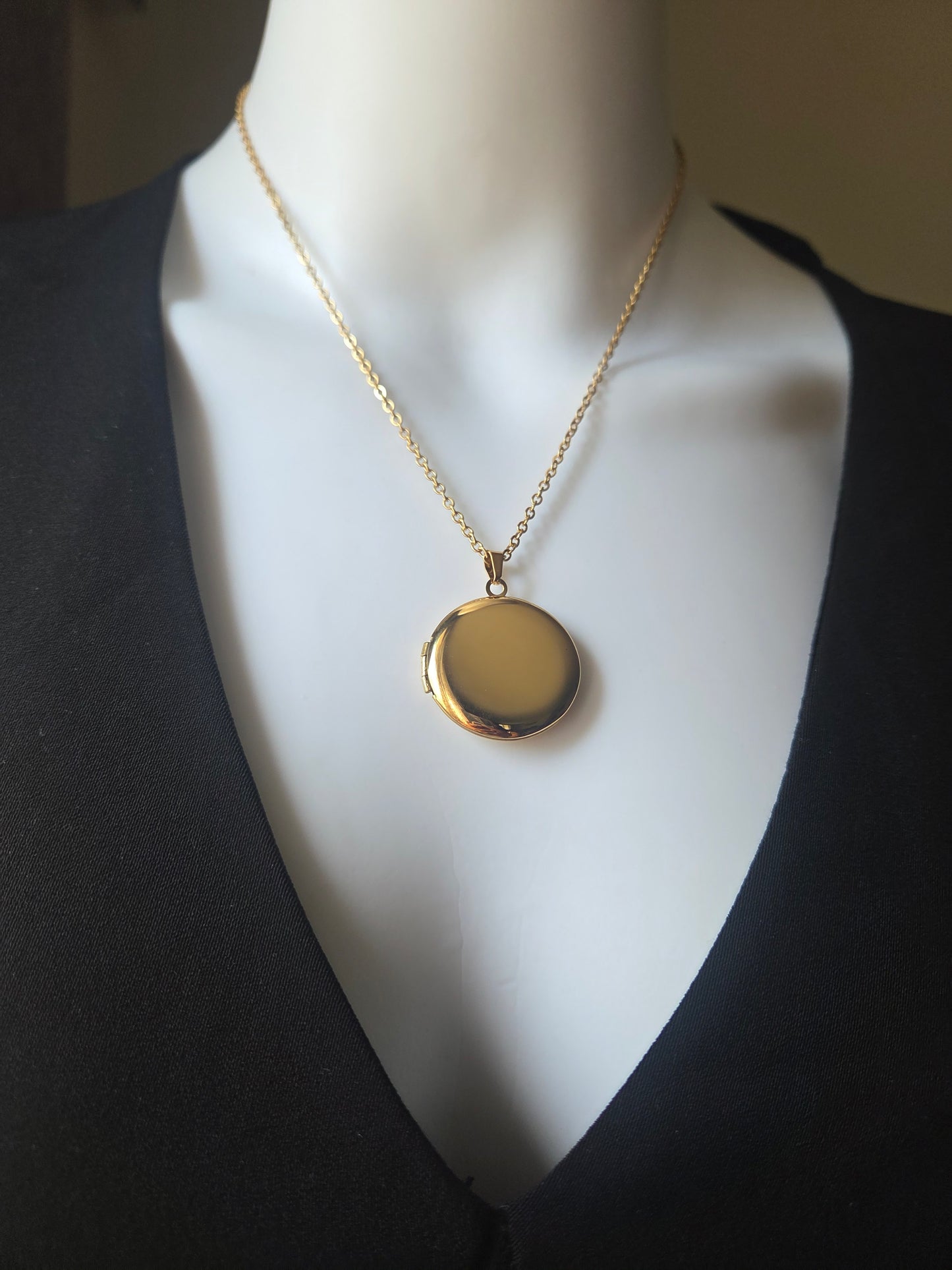 collier médaillon acier inoxydable doré femme