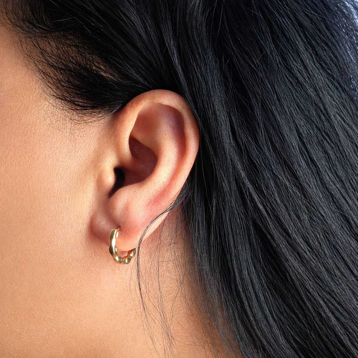 Wavy Sparkle Earrings