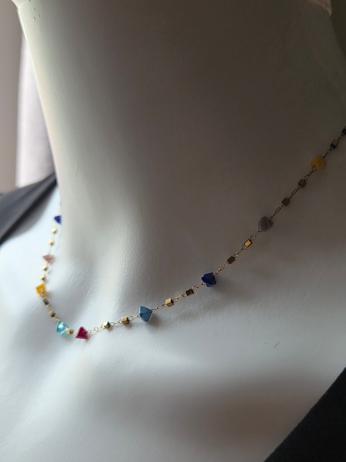 Collier Arc-en-Lam