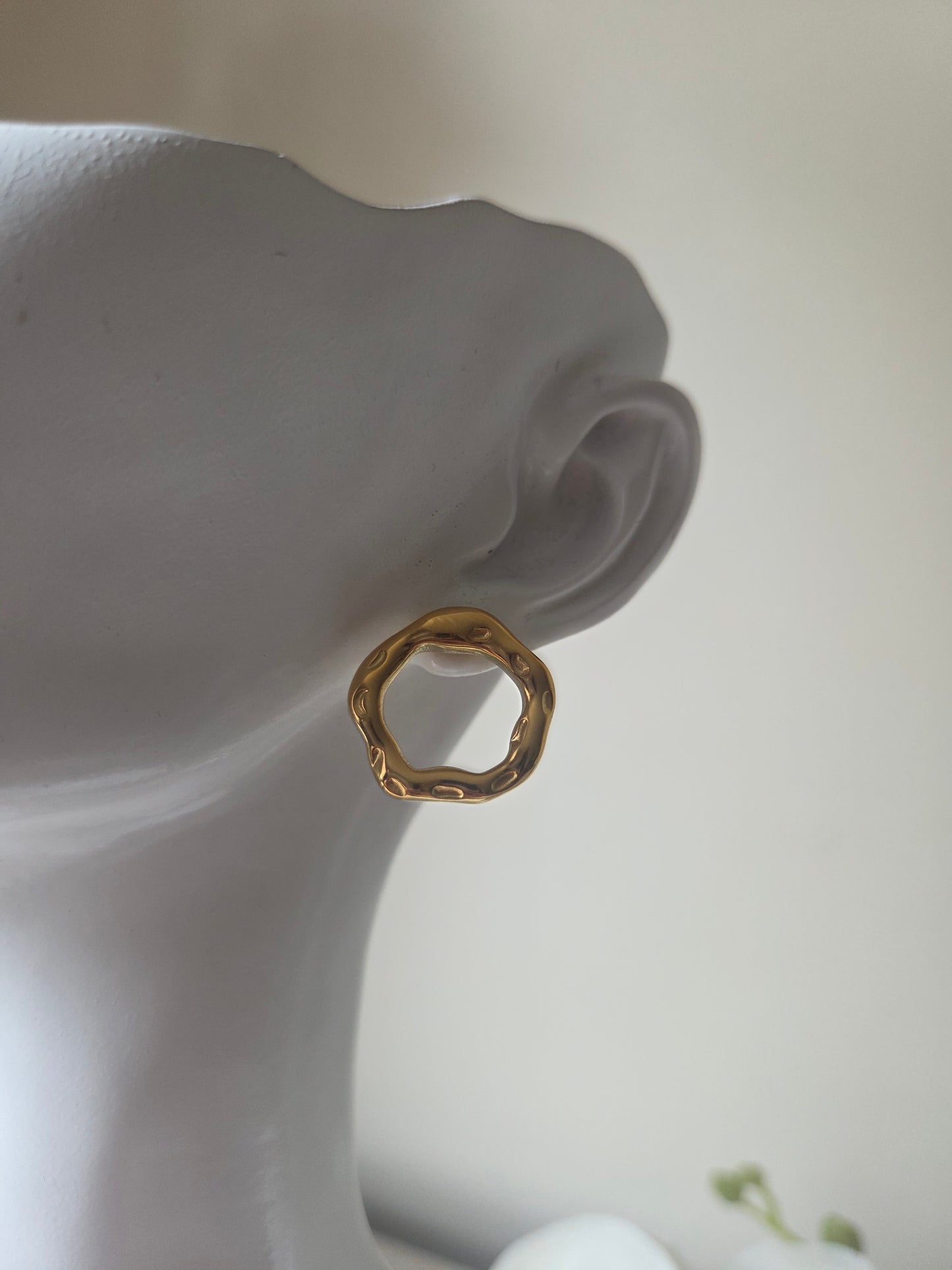 Sculpted Shimmer Earrings