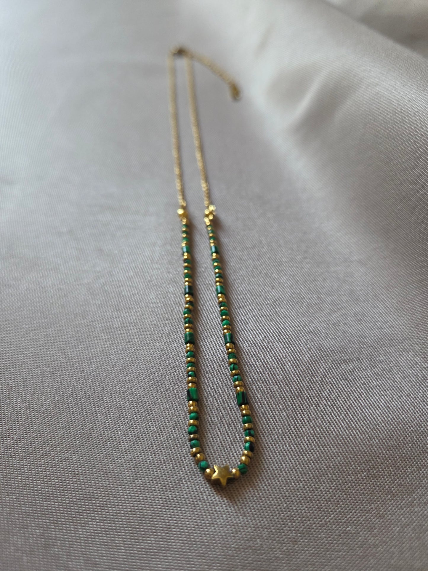 Étoile de Lam Necklace – Green Beaded Star Necklace