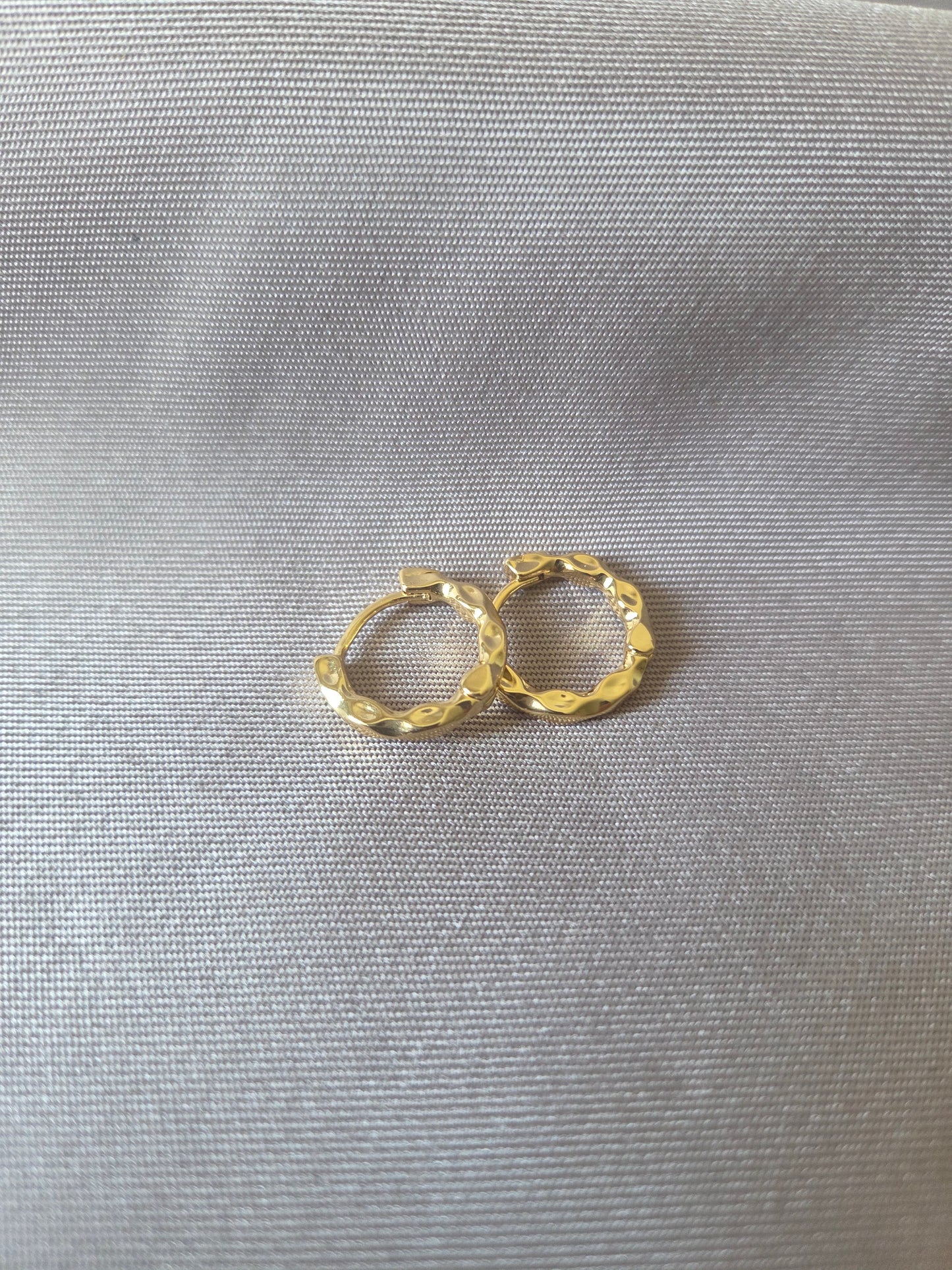 Wavy Sparkle Earrings