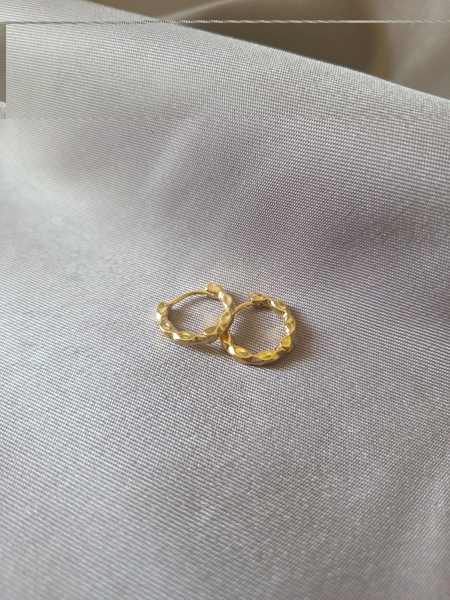 Wavy Sparkle Earrings