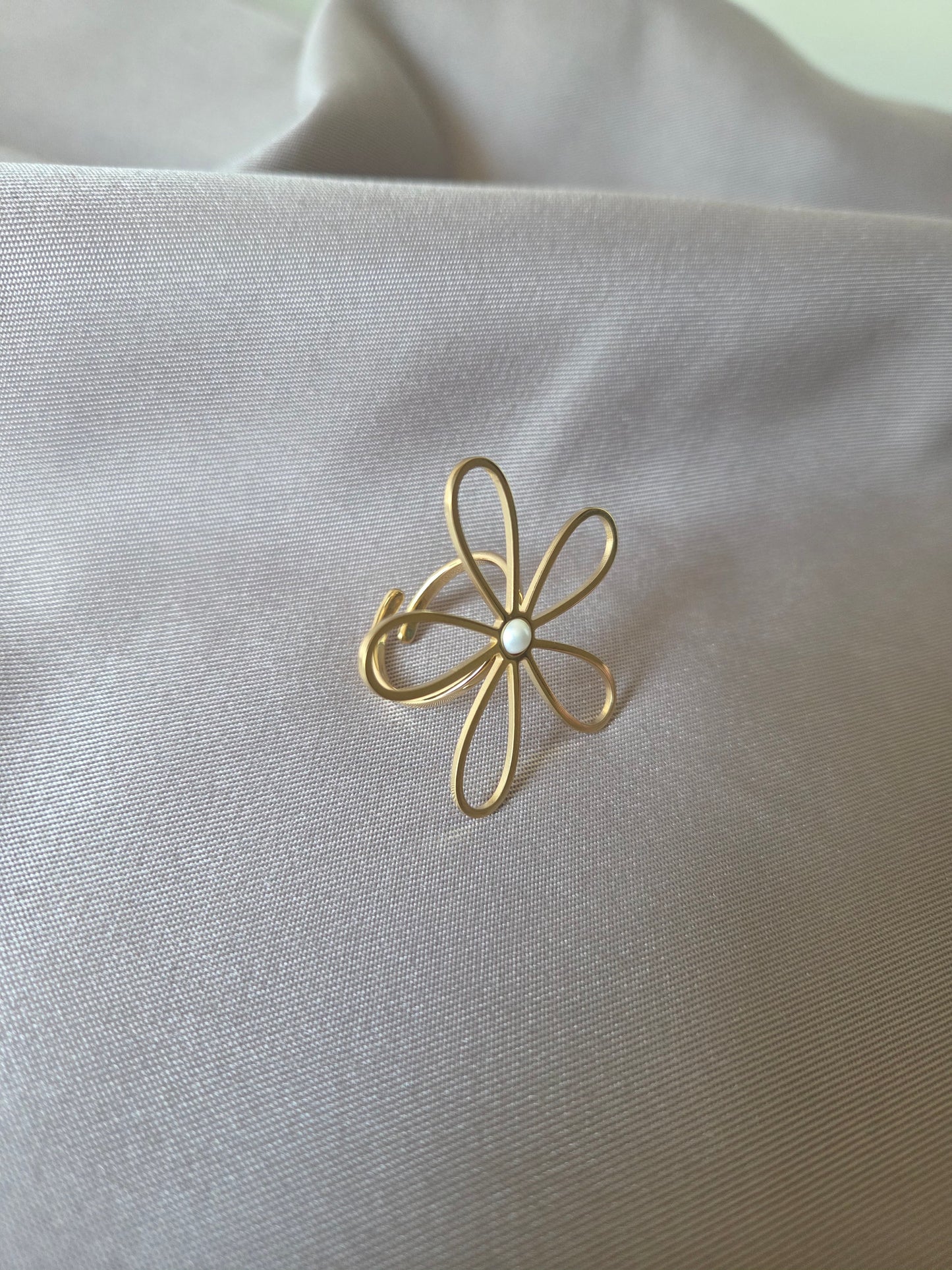 Aura Floréa Ring