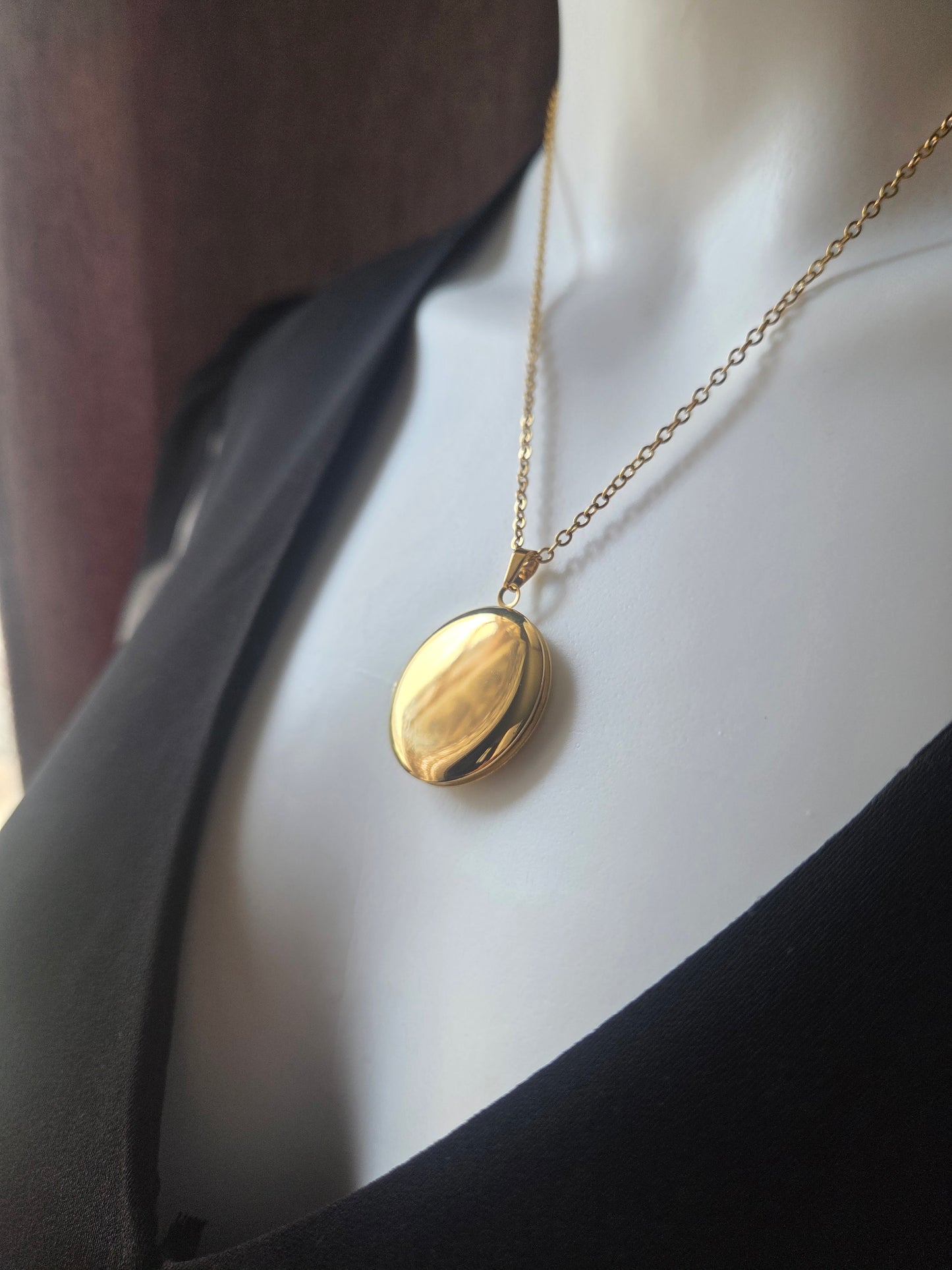 collier médaillon acier inoxydable doré femme