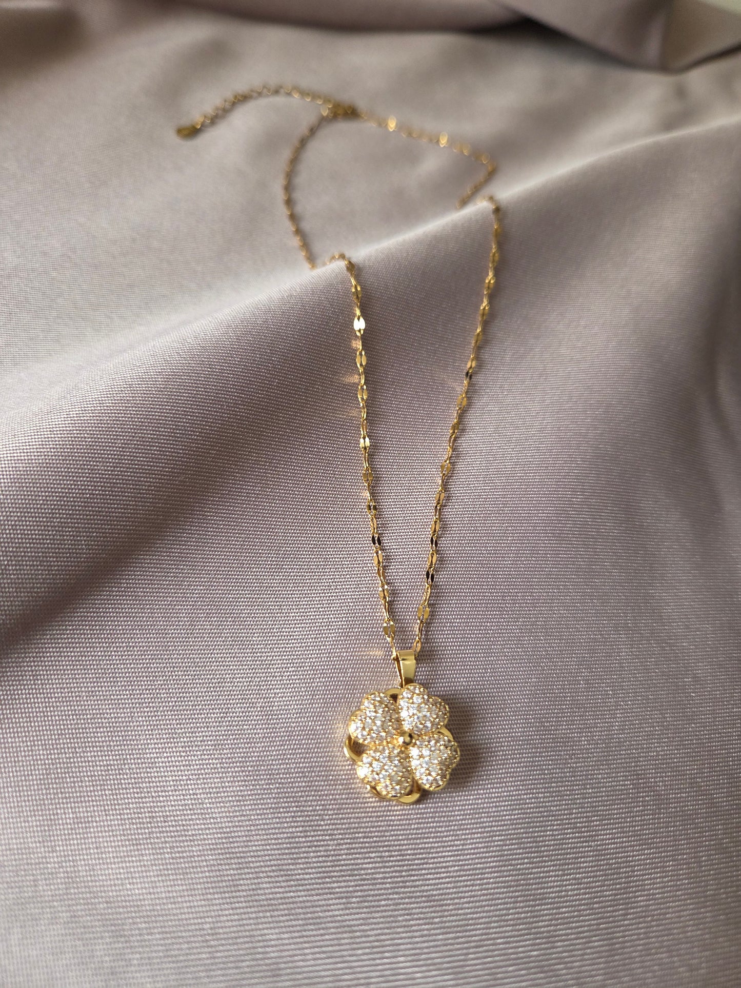 Nuit de Lam Necklace
