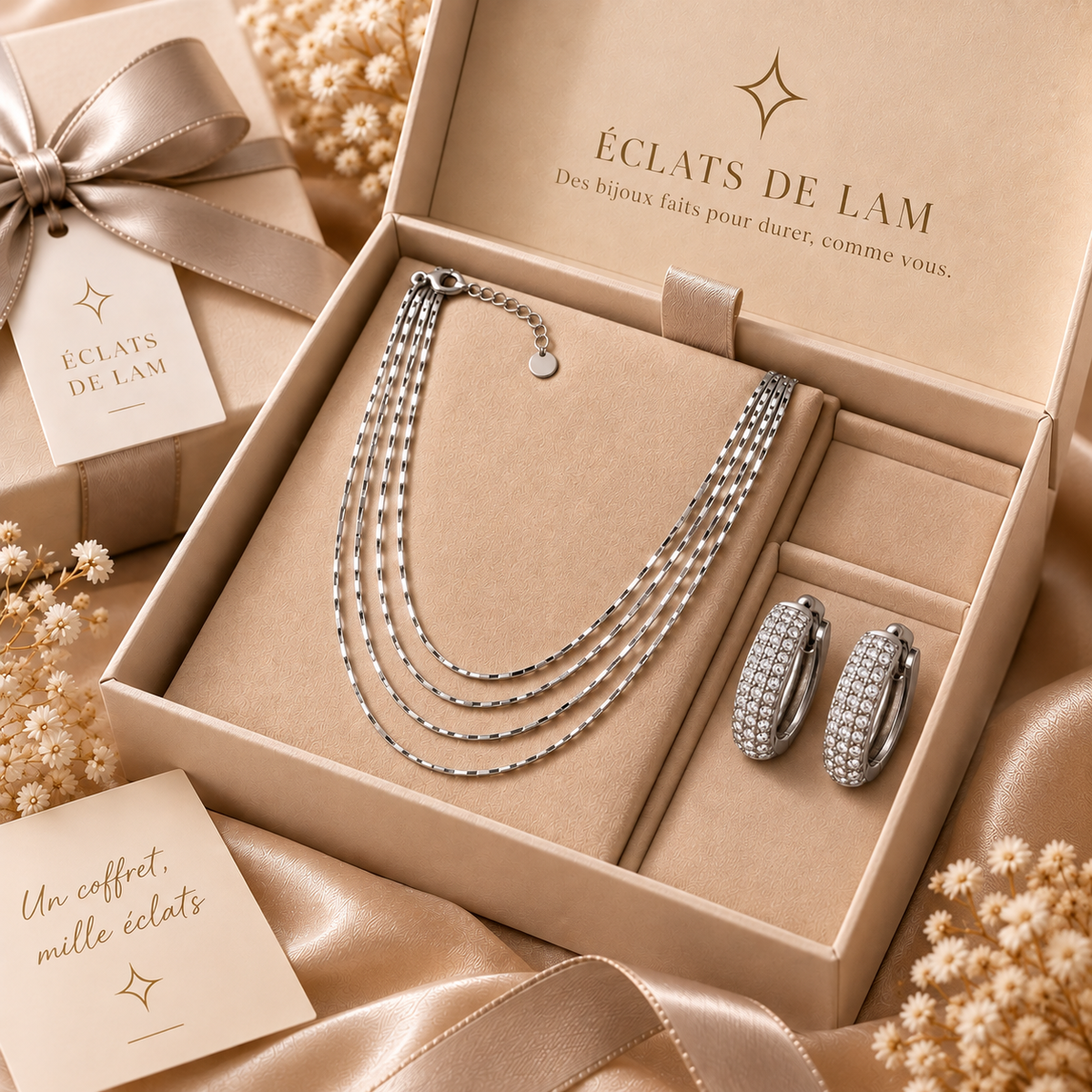 Coffret bijoux femme Éclat Intemporel argenté avec collier 4 rangs et boucles d’oreilles
