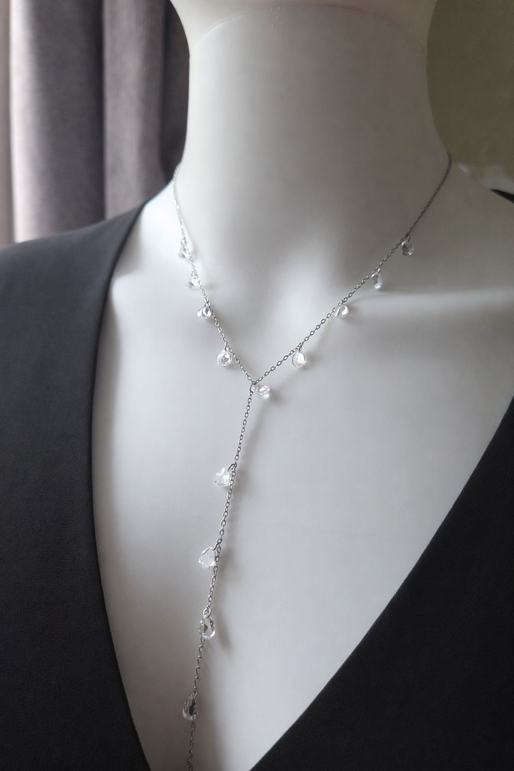 Pluie d'Éclats Necklace – Zircon Lariat Necklace