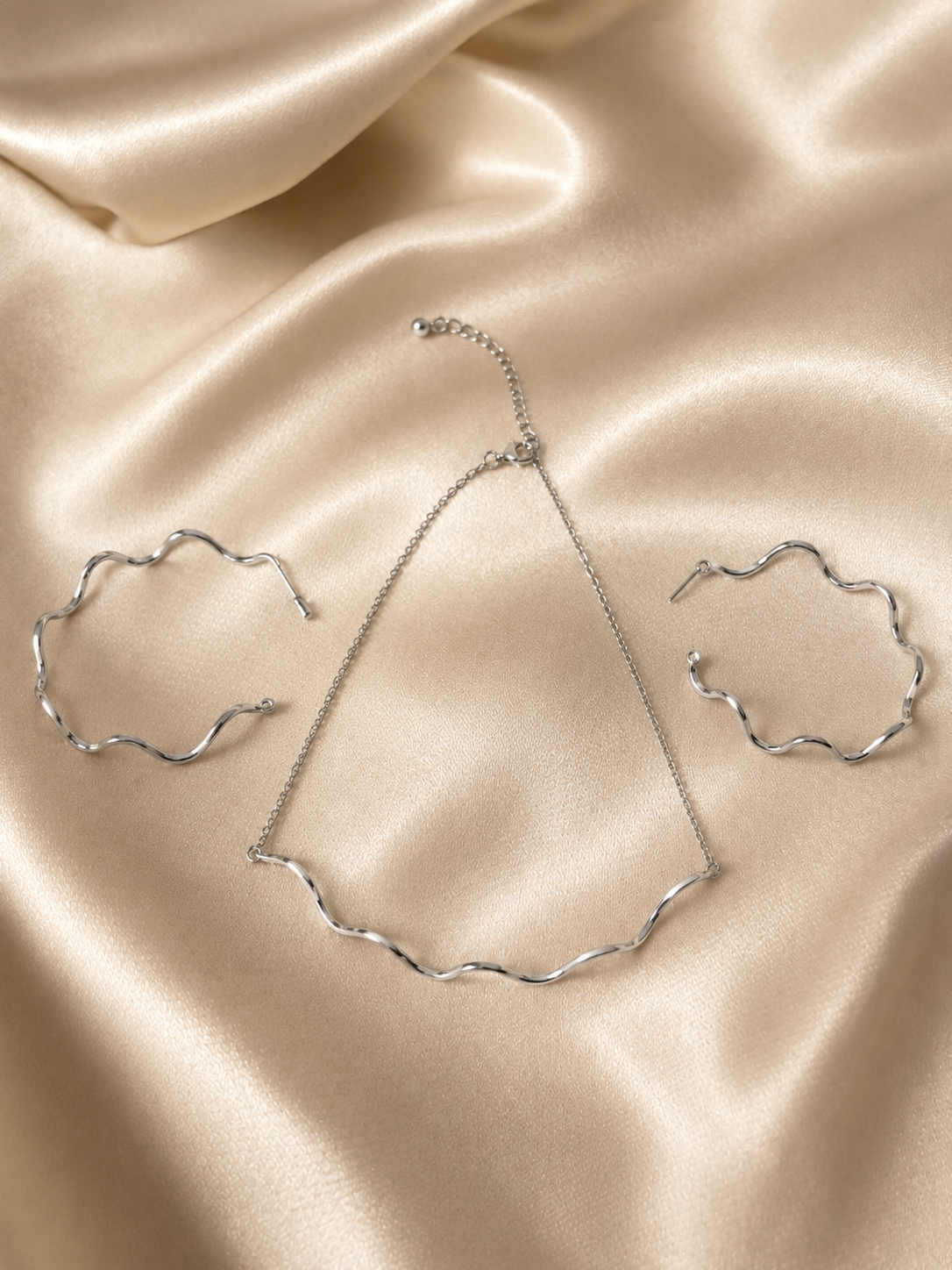 Nuit de Lam Necklace