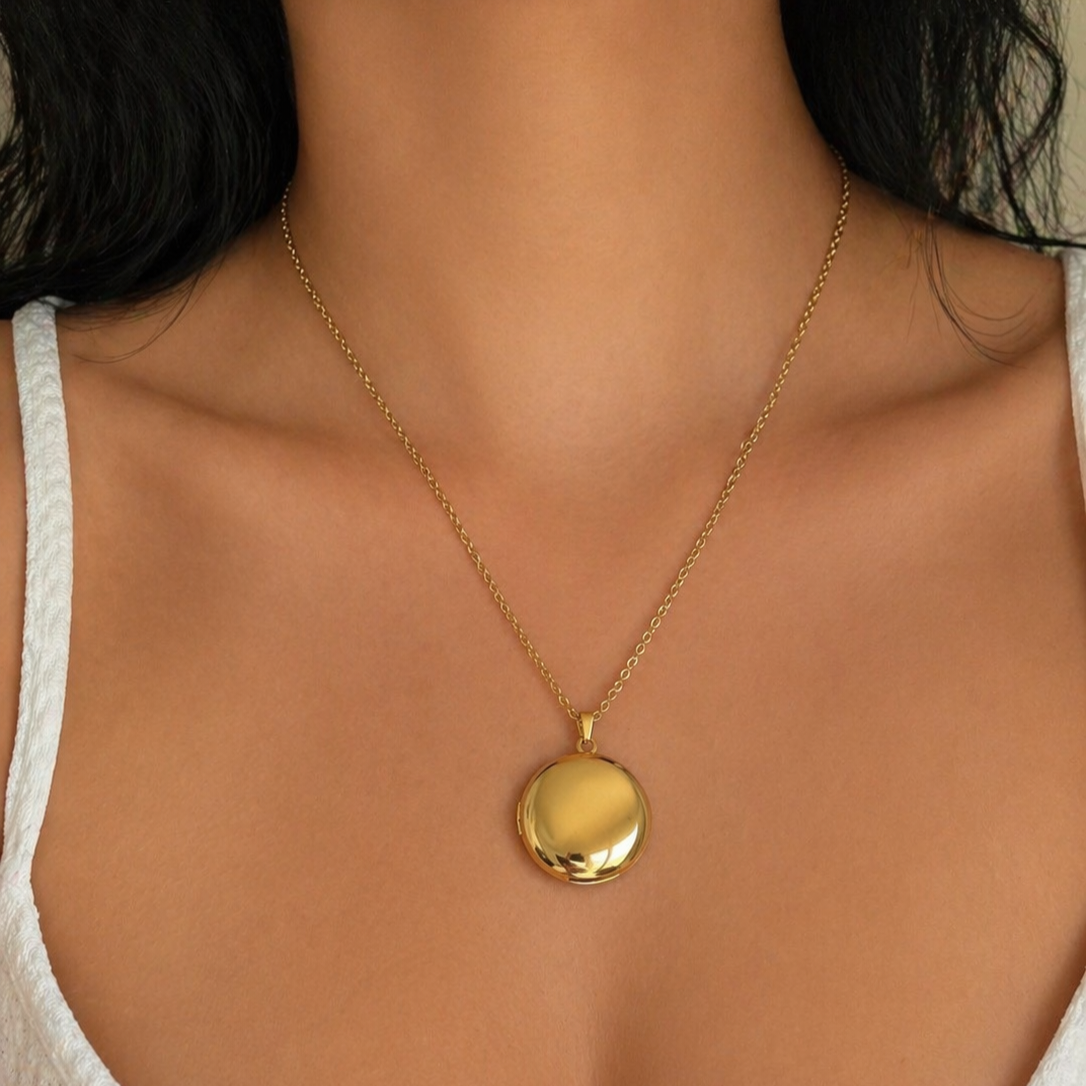 collier médaillon acier inoxydable doré femme